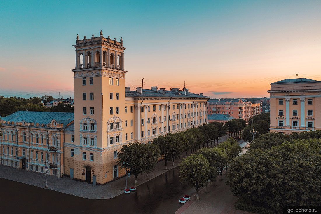 Улица Октябрьской Революции в Смоленске фото