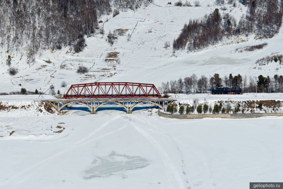 Мост на Кругобайкальской ЖД на Байкале фото