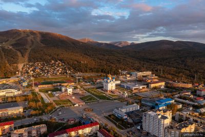 Площадь Победы в Южно-Сахалинске с высоты фото