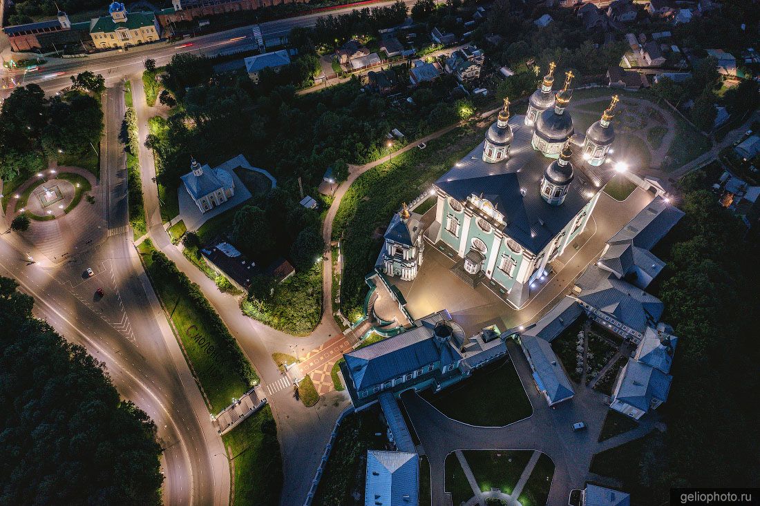 Свято-Успенский собор в Смоленске фото