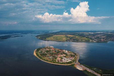 Остров Свияжск с высоты фото