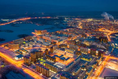 Микрорайон Родники в Новосибирске вечером фото