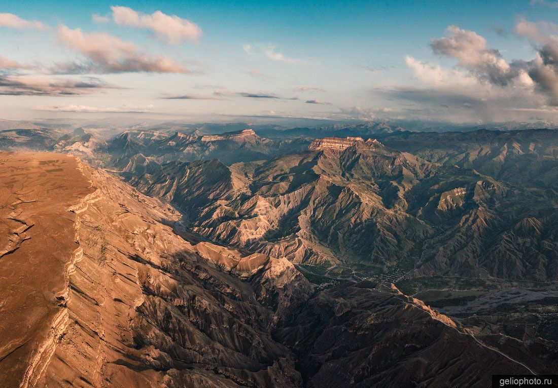 Кавказские горы в Дагестане фото