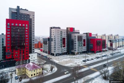 Дома на Набережной Варкауса в Петрозаводске фото