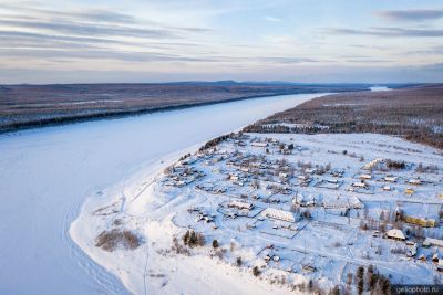 Посёлок Тутончаны с высоты зимой фото