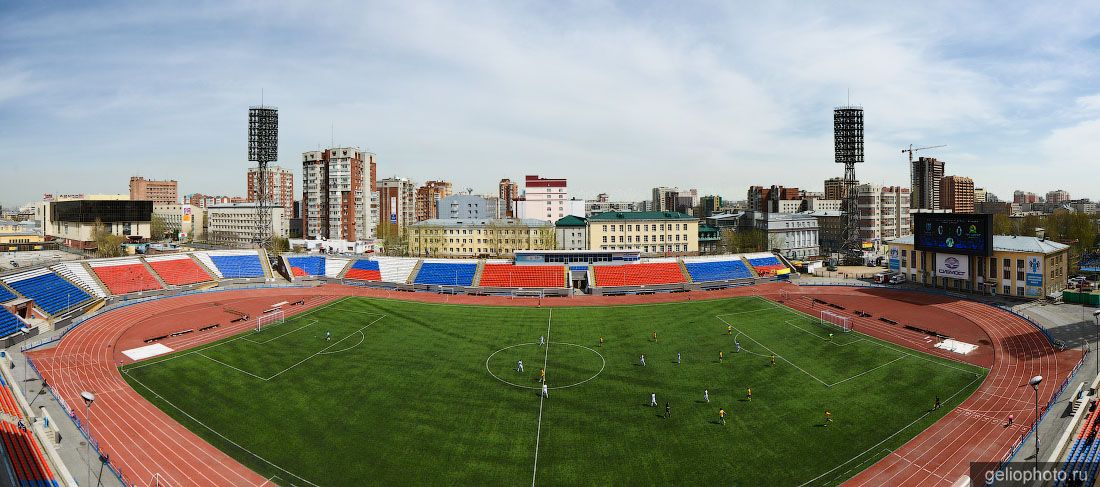 ​Стадион Спартак в Новосибирске фото