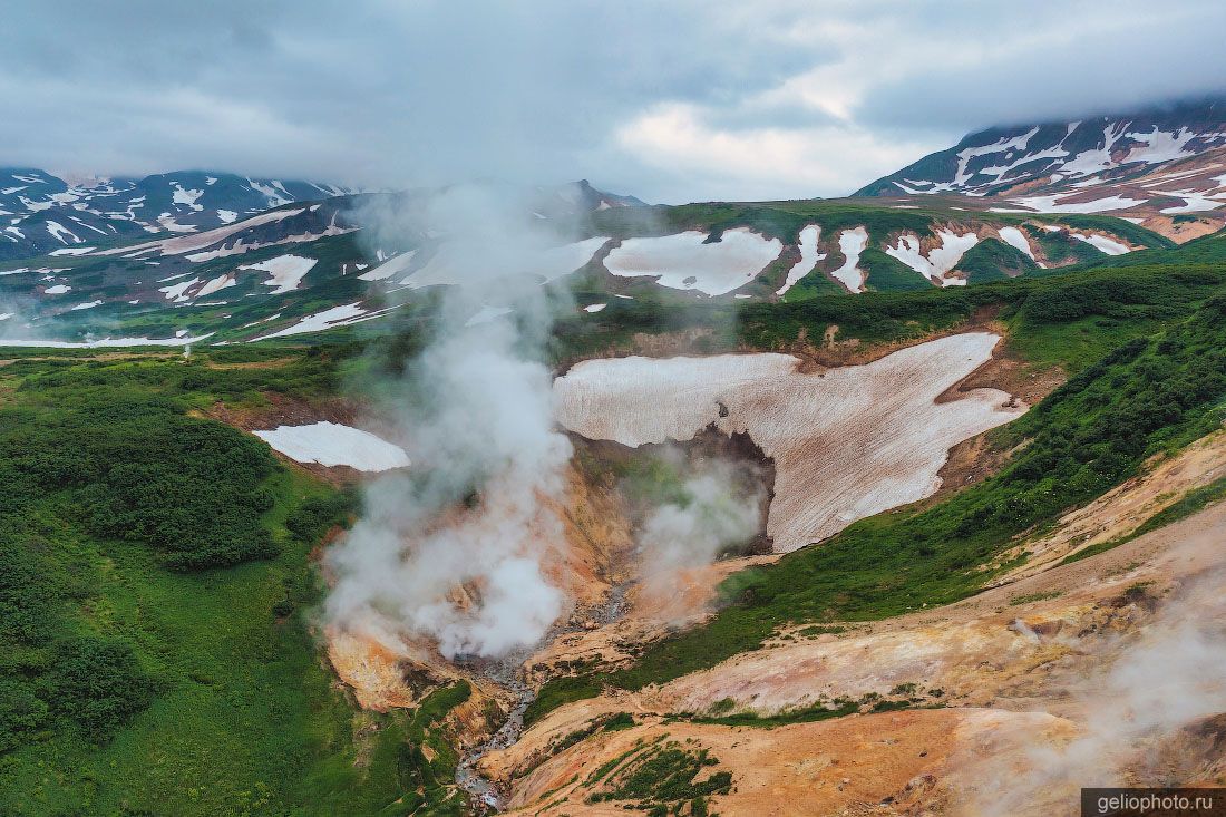 Гейзеры на Камчатке с высоты фото