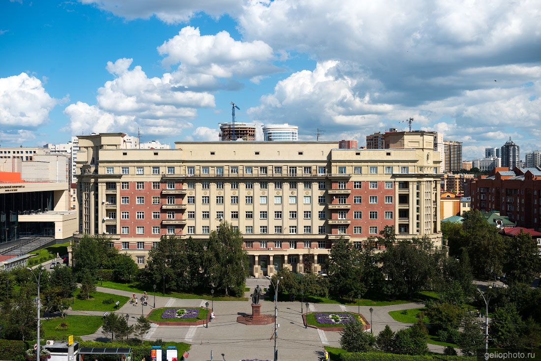 Стоквартирный дом в Новосибирске фото