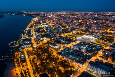 Самара с высоты ночью фото