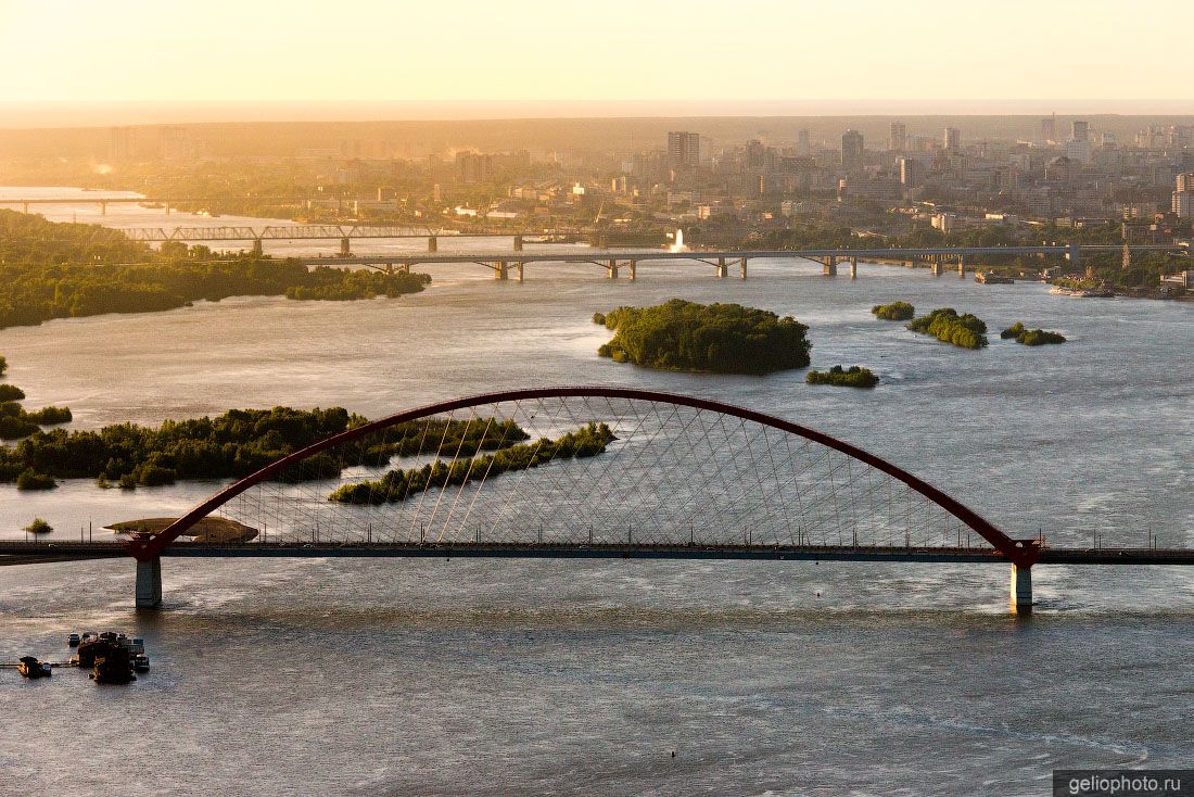 Мост Бугринский через Обь в Новосибирске фото