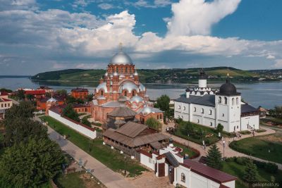 Собор иконы Божией Матери в Свияжске фото