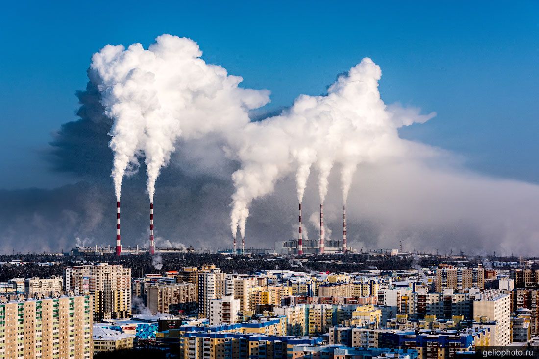 Трубы Сургутских ГРЭС фото