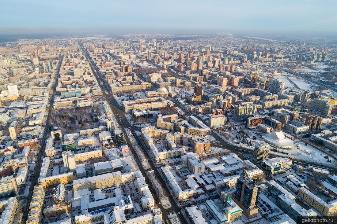 Красный проспект в Новосибирске зимой фото