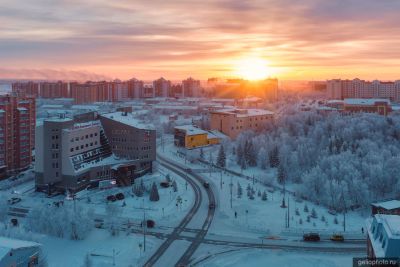Улица Матросова в Салехарде фото