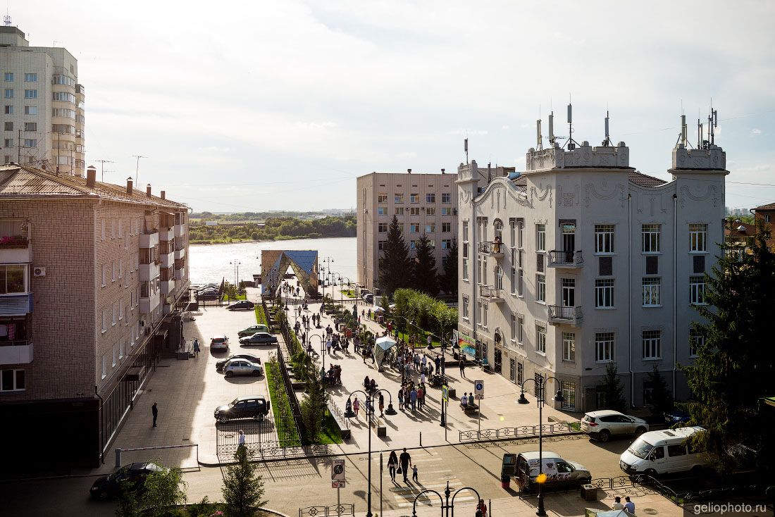 Улица Чокана Валиханова в Омске фото