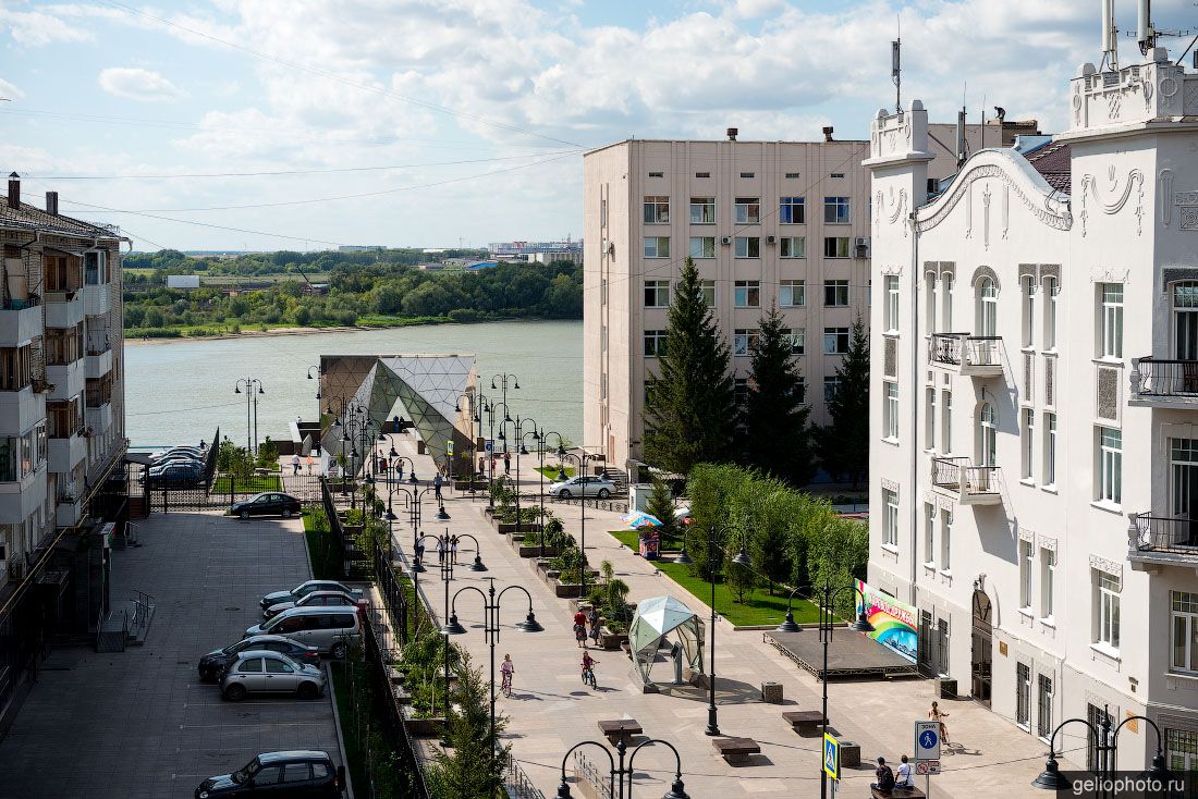 Улица Чокана Валиханова в Омске фото