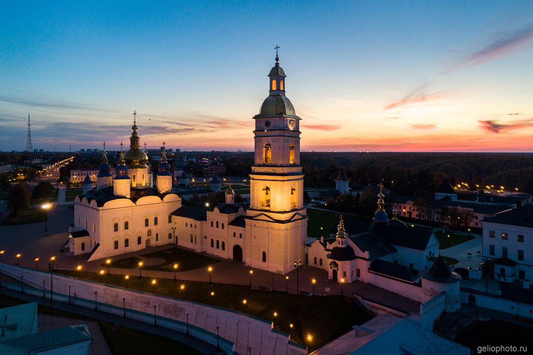 Софийско-Успенский собор в Тобольском Кремле фото