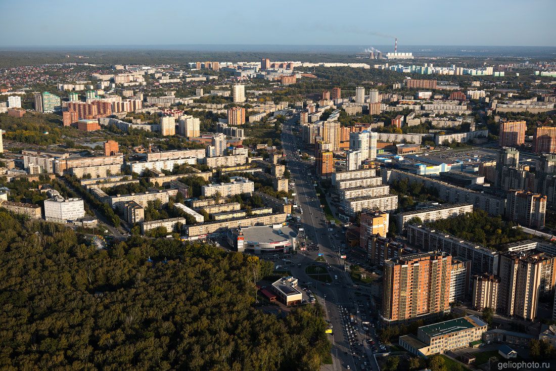 Улица Кошурникова в Новосибирске с высоты фото