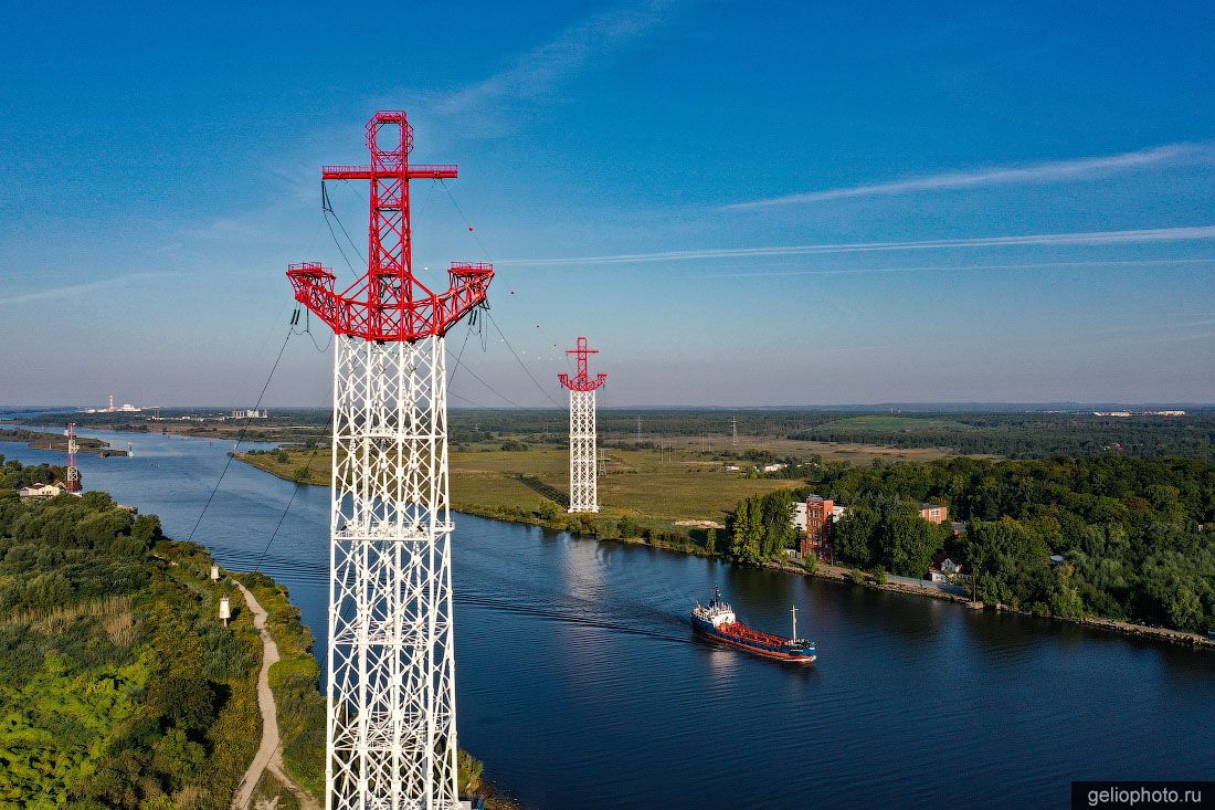 Опора ЛЭП в виде якоря в Калининграде фото