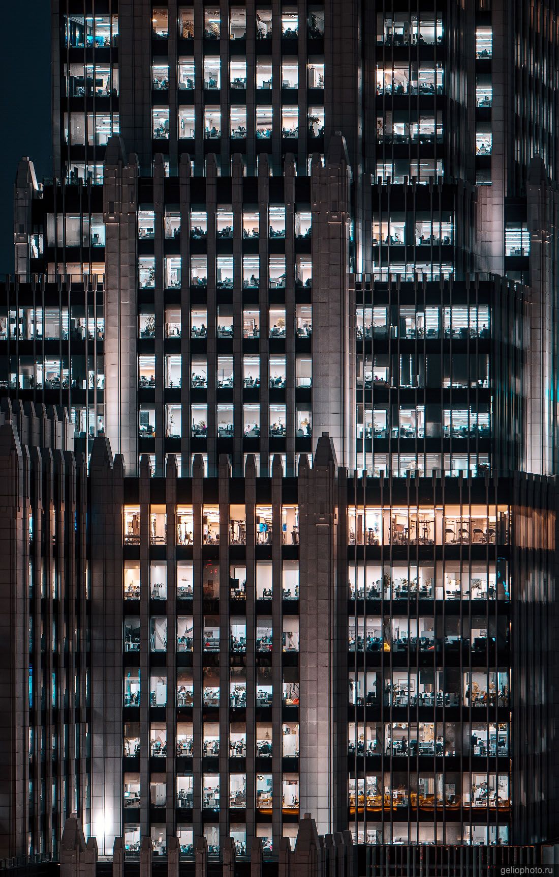 Фасад БЦ Оружейный в Москве фото