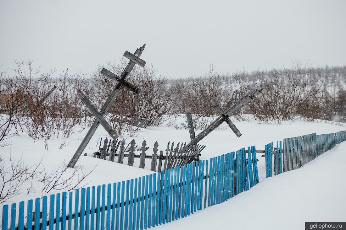 Кладбище в зимней Жданихе фото