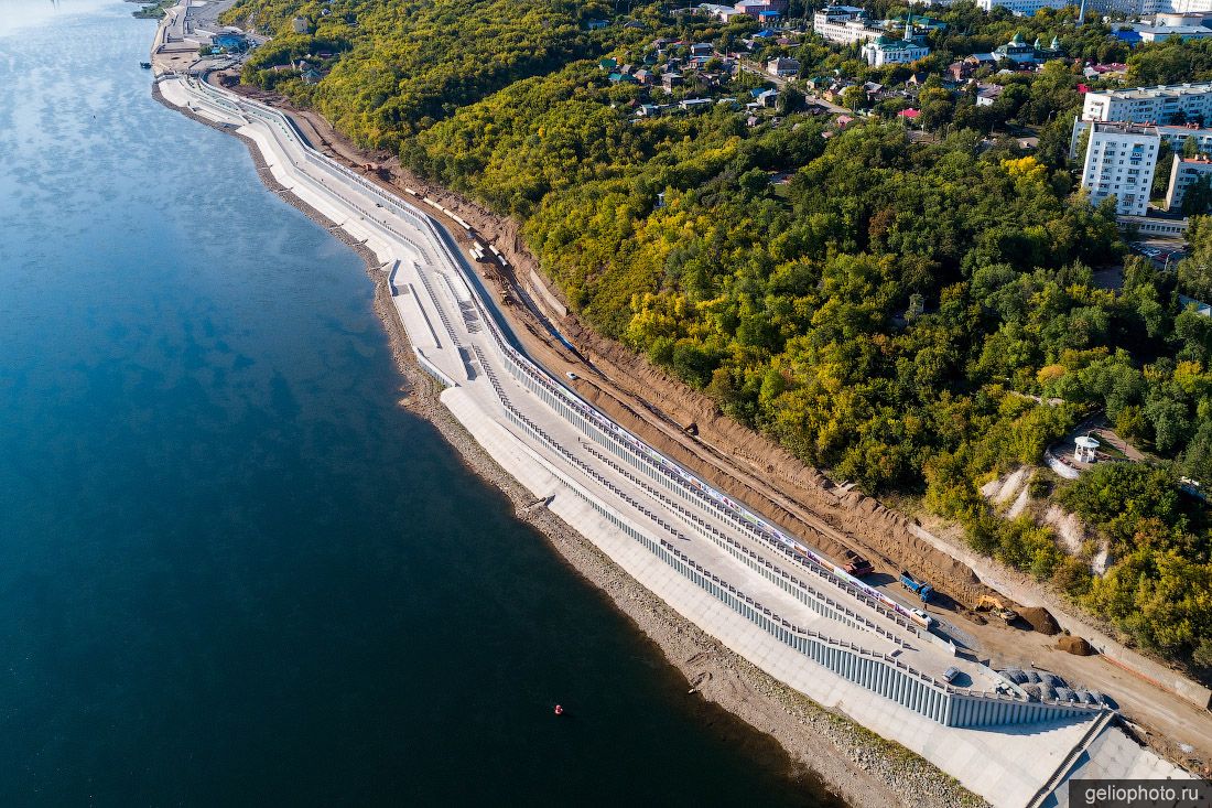 Набережная Белой реки в Уфе фото