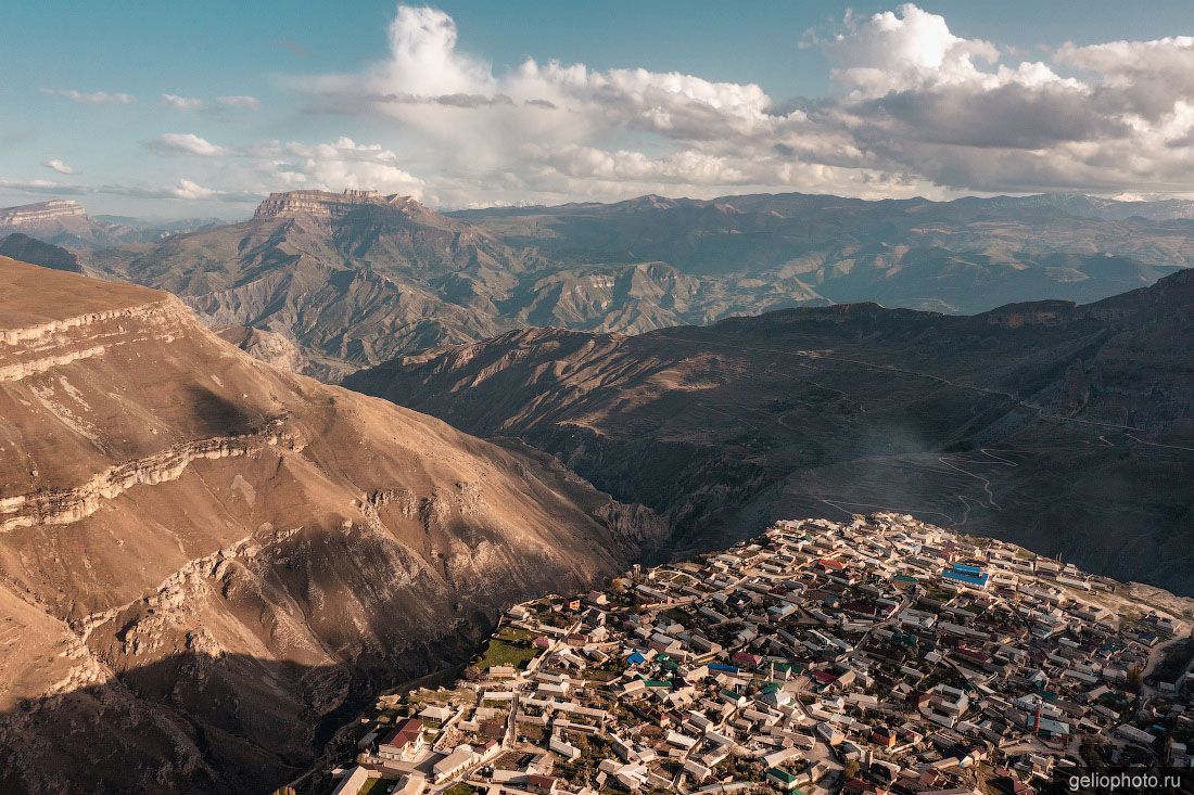 Кавказские горы в Хунзахе фото