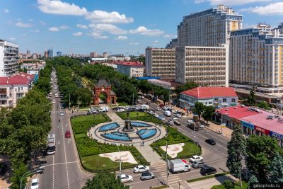 Фонтан Свято-Екатерининский в Краснодаре фото