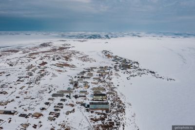 Посёлок Диксон с высоты зимой фото