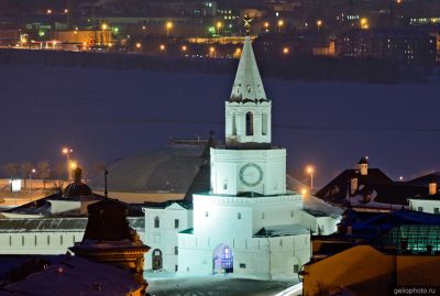 Спасская башня Казанского Кремля фото