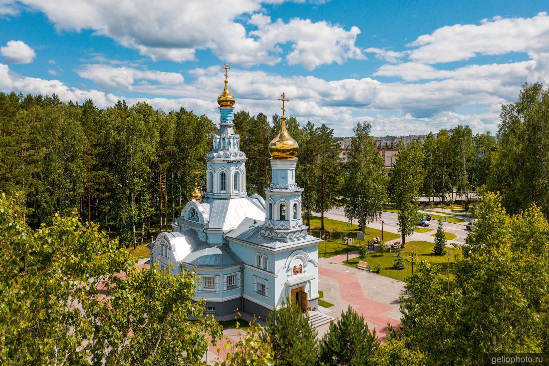 Церковь в Кольцово с высоты фото