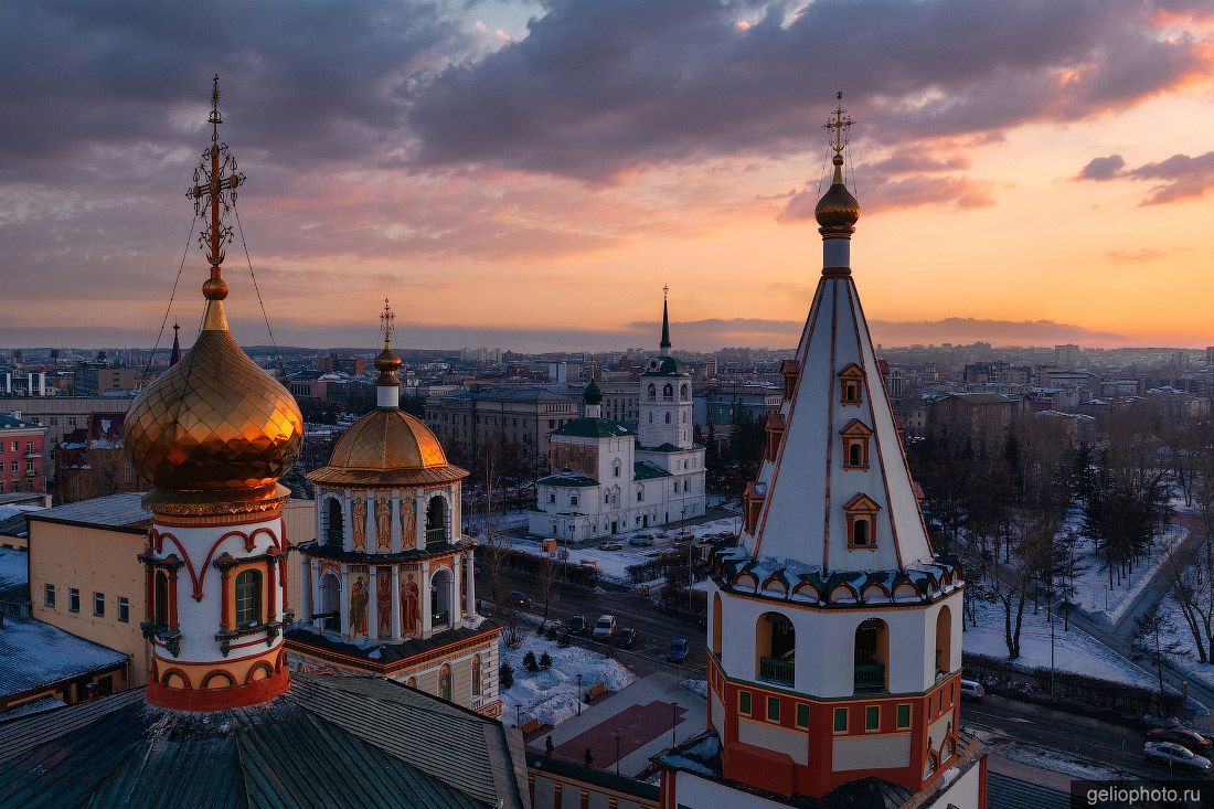 Собор Богоявления в Иркутске зимой фото