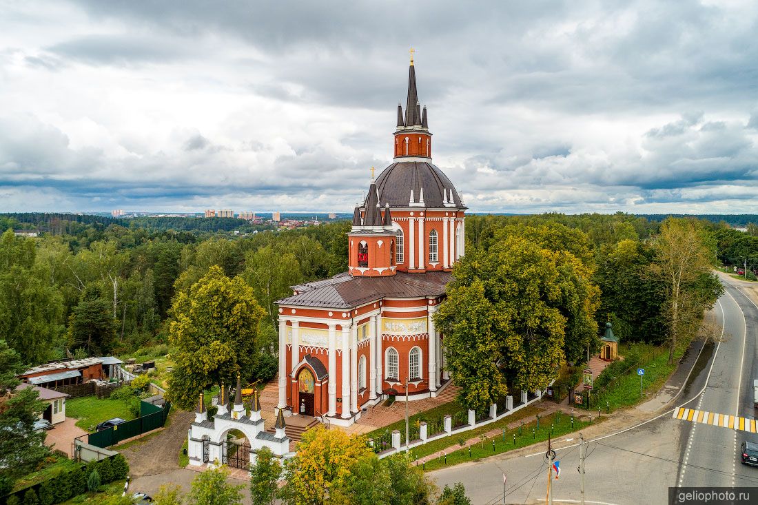 Церковь Николая Чудотворца в Красноармейске фото