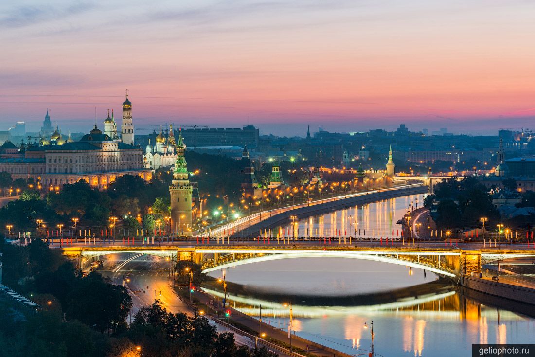 Большой Каменный мост в Москве фото