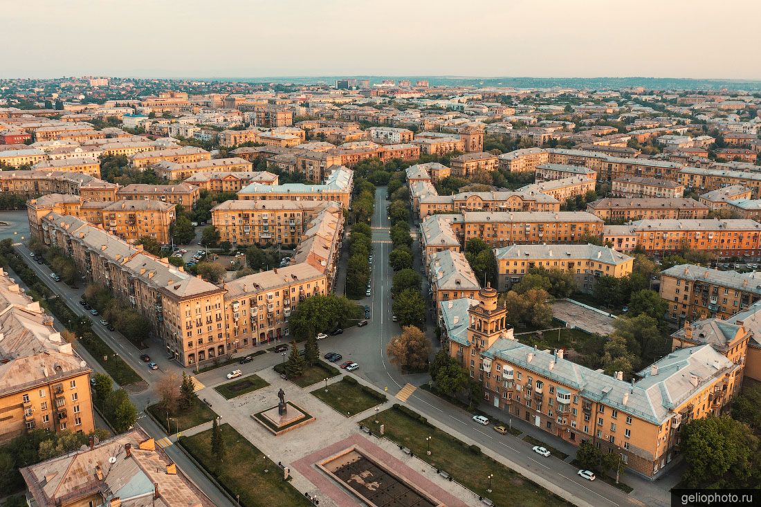 Площадь Орджоникидзе в Магнитогорске фото