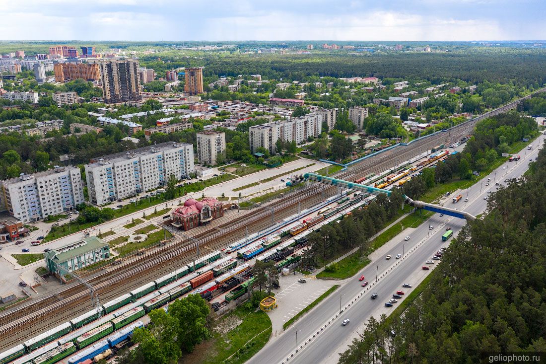 Музей железнодорожной техники на Сеятеле с высоты фото