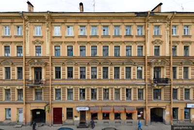Дом на Жуковского 2 в Санкт-Петербурге фото
