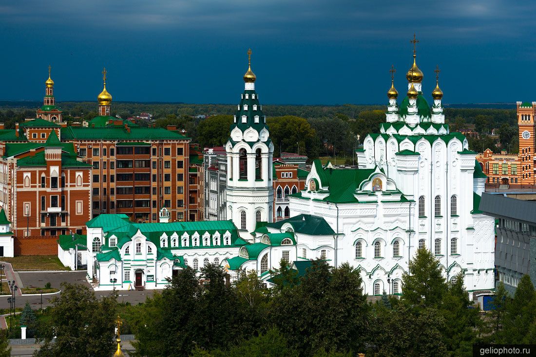 Церковь Пресвятой Троицы в Йошкар-Оле фото