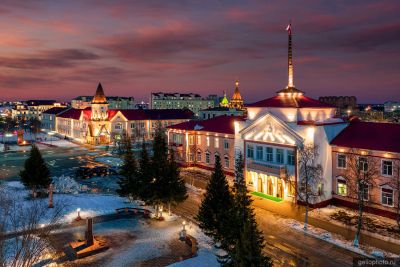 Здание администрации в Нарьян-Маре фото