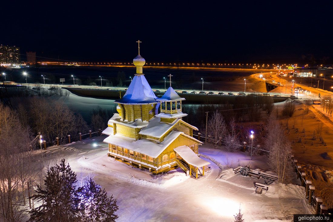 Храм во имя Всех Святых в Сургуте фото