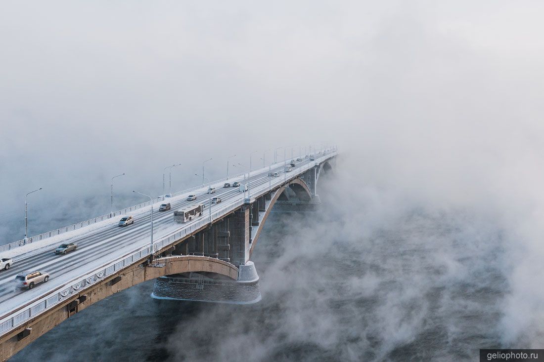 Коммунальный мост в Красноярске зимой фото