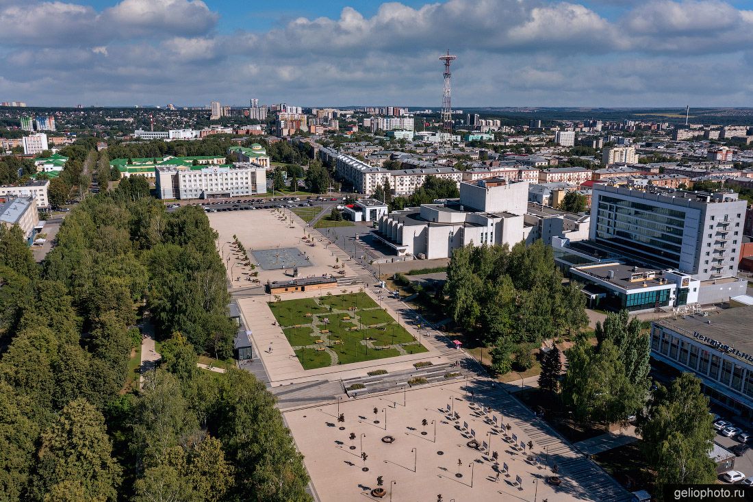 Центральная площадь Ижевска с высоты фото