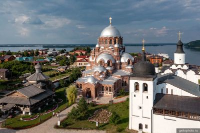 Собор иконы Божией Матери в Свияжске фото