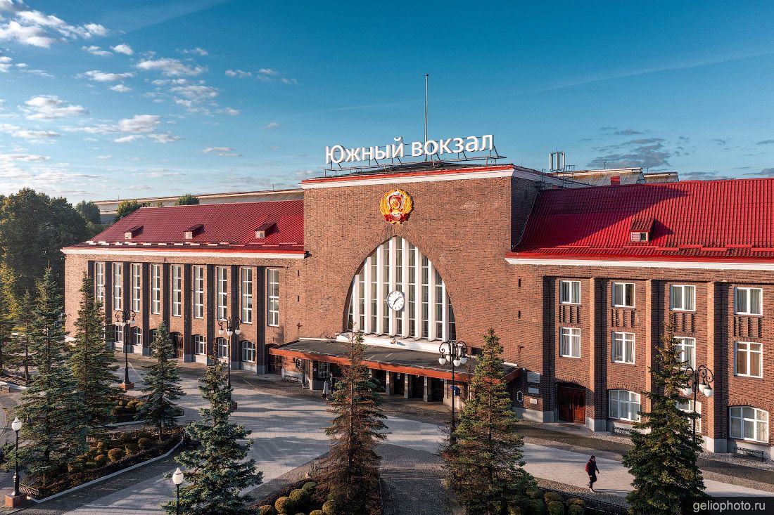 Южный ЖД вокзал в Калининграде фото