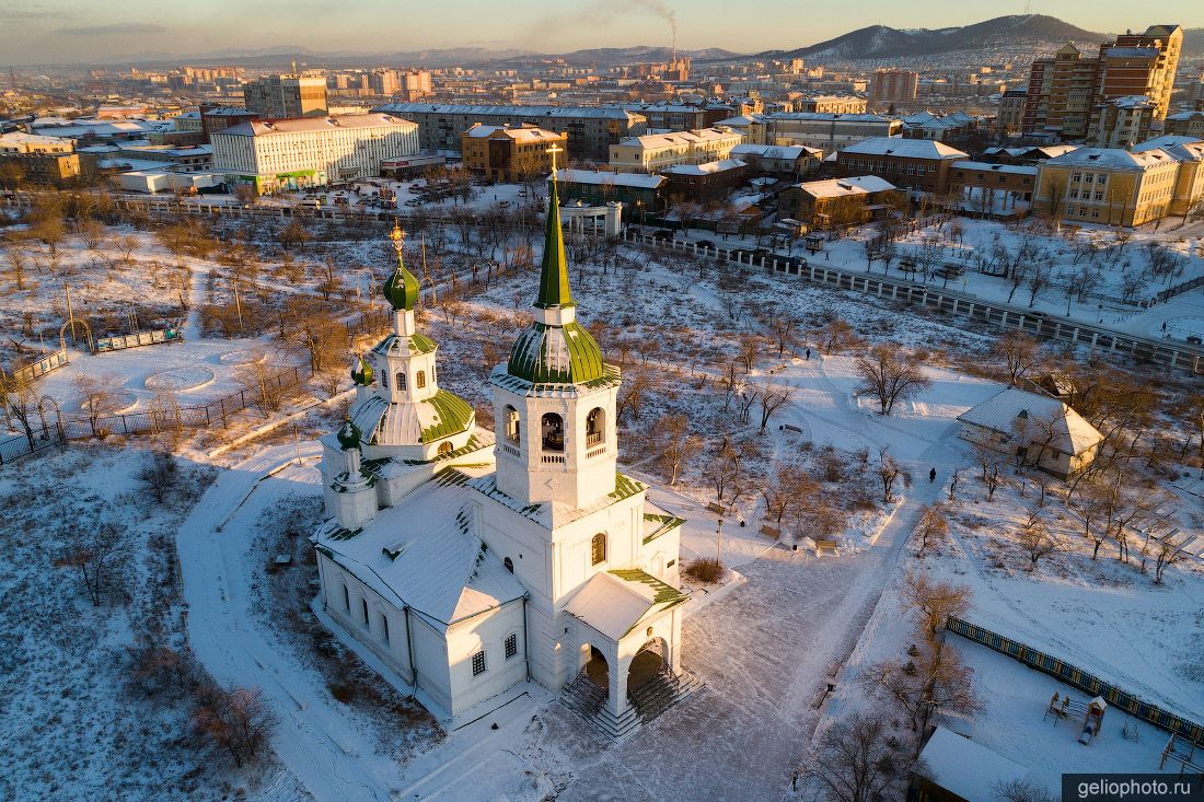 Церковь Троицы Живоначальной в Улан-Удэ фото