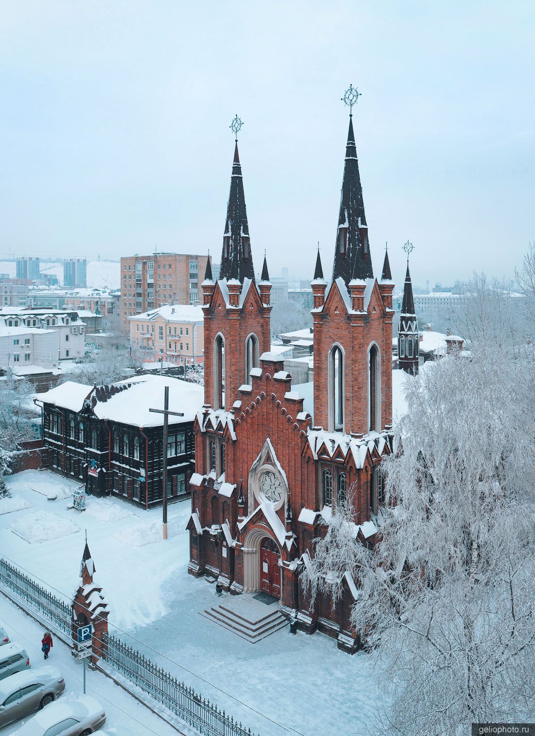 Церковь Преображения Господня в Красноярске зимой фото