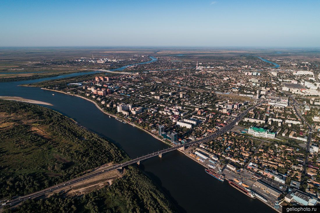 Вид на Астрахань с высоты фото