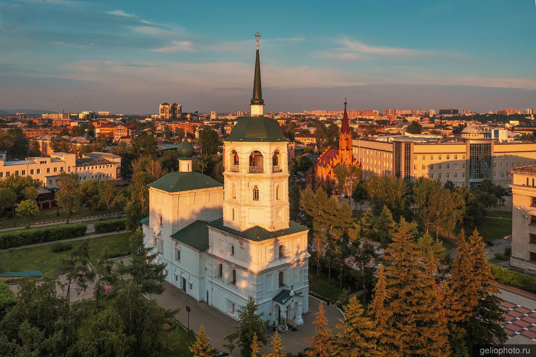 Спасская церковь в Иркутске фото