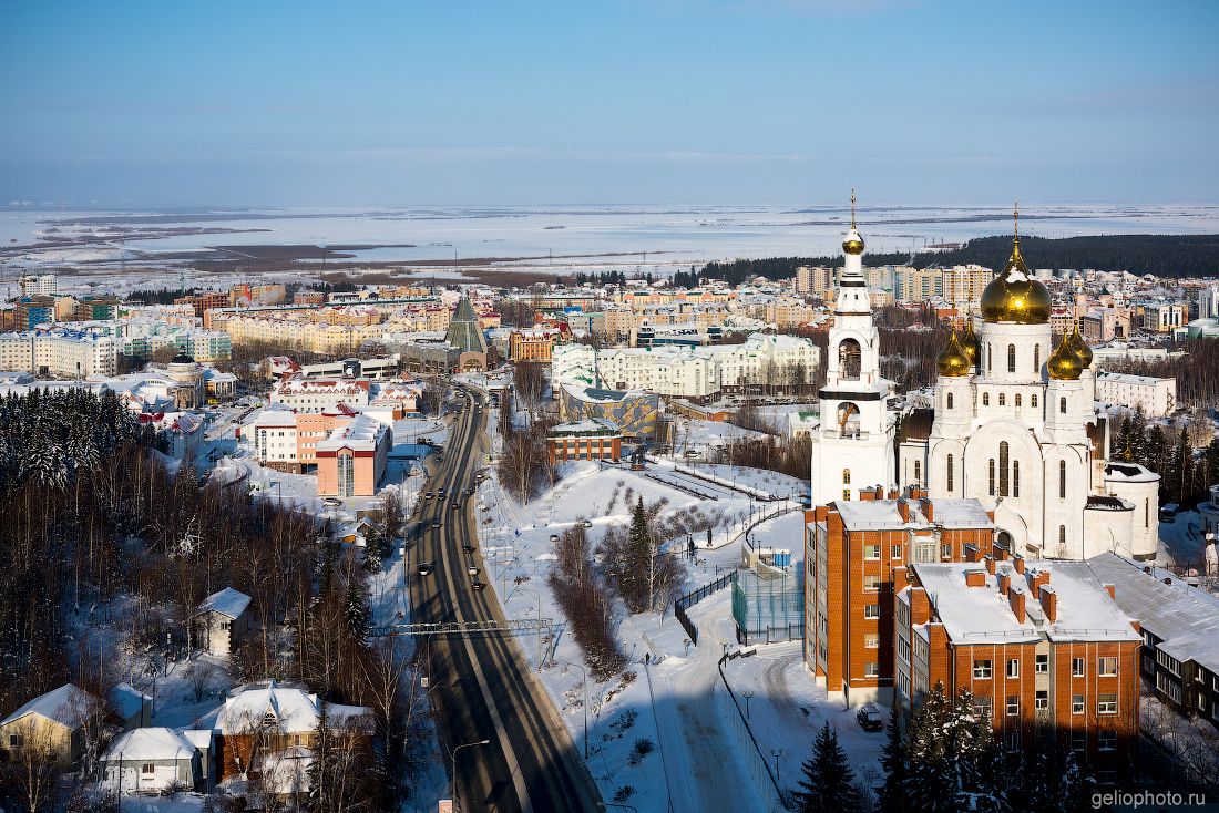 Зимний Ханты-Мансийск днём фото