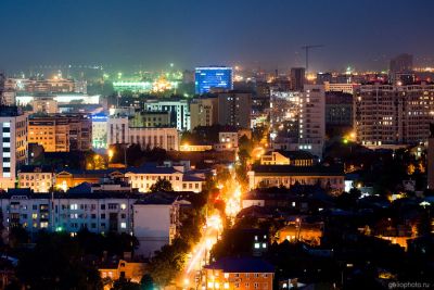 Улица Красная в Краснодаре вечером фото
